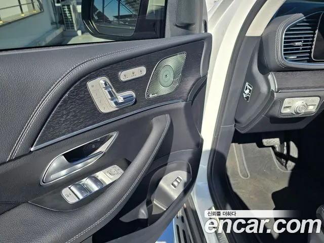 Mercedes-Benz GLE-Class — фото 14