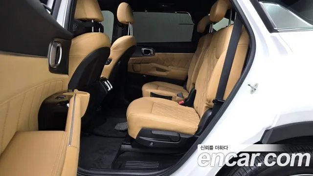 Kia Sorento — фото 11