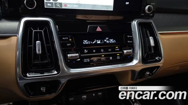 Kia Sorento — фото 17