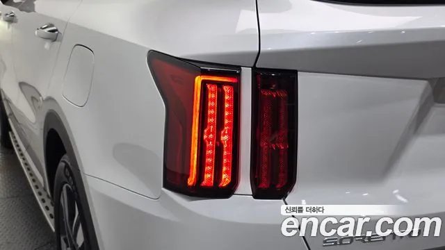 Kia Sorento — фото 23