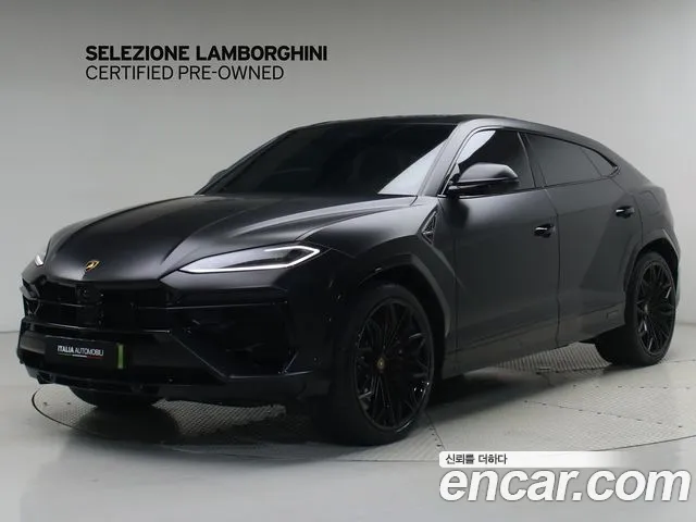 Lamborghini Urus — фото 1