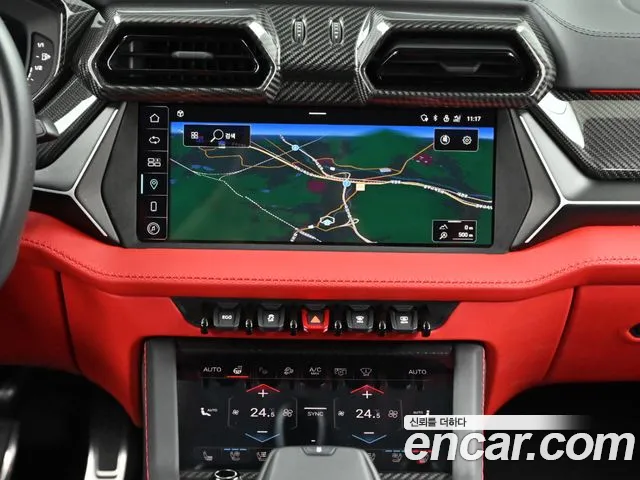 Lamborghini Urus — фото 14