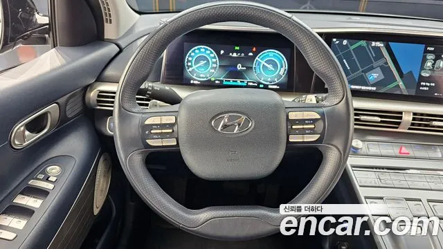 Hyundai Nexo — фото 12
