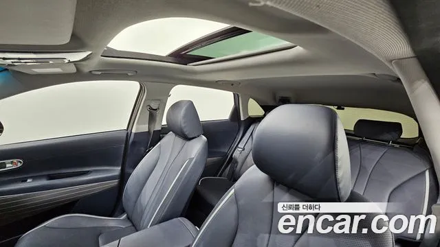 Hyundai Nexo — фото 18