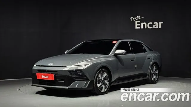 Hyundai Avante — фото 1