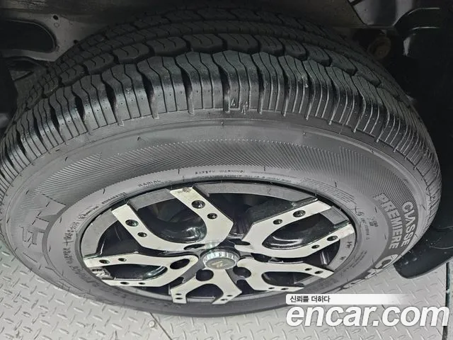 Hyundai Starex — фото 18