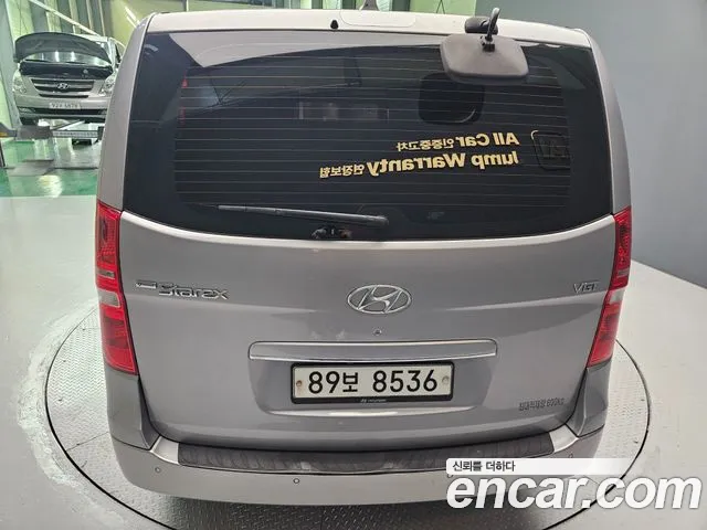 Hyundai Starex — фото 4