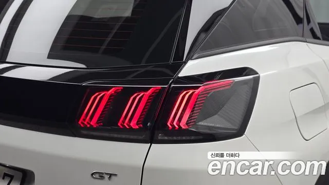 Peugeot 3008 — фото 23