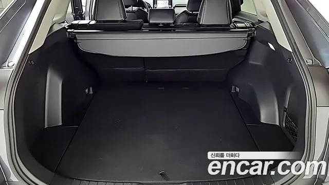 Toyota RAV4 — фото 19