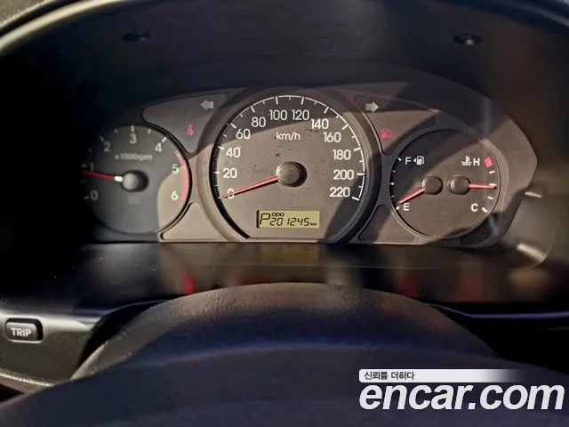 Hyundai Starex — фото 11
