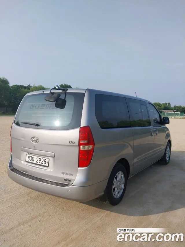 Hyundai Starex — фото 9