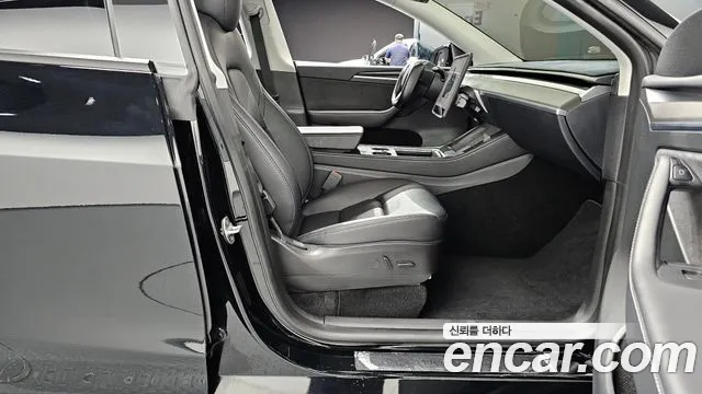 Tesla Model Y — фото 26