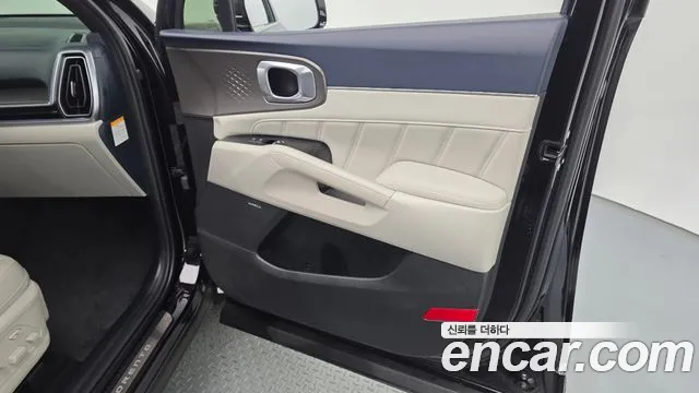 Kia Sorento — фото 24