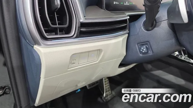 Kia Sorento — фото 27