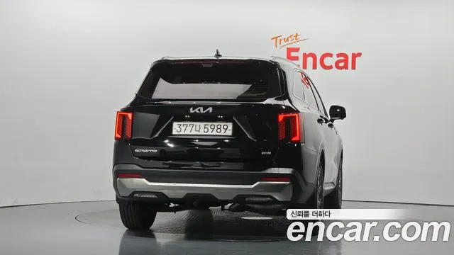 Kia Sorento — фото 4