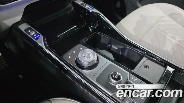 Kia Sorento — фото 9