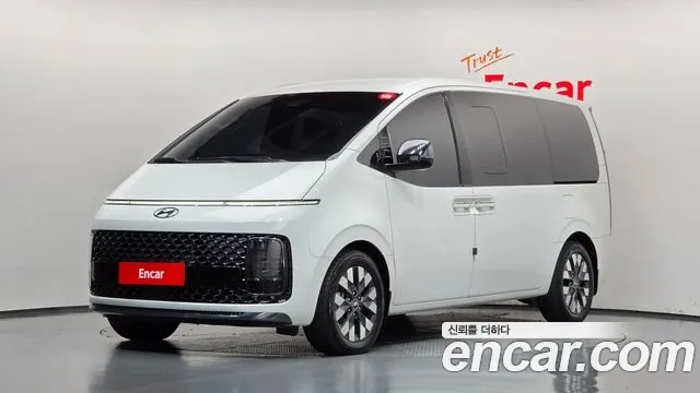 Hyundai Staria — фото 1