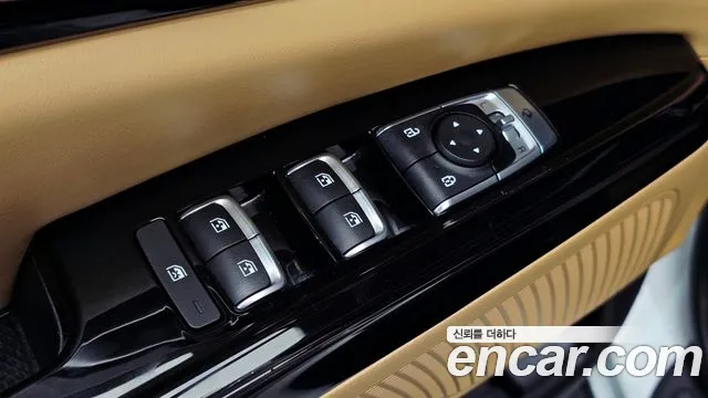 Kia Carnival — фото 28