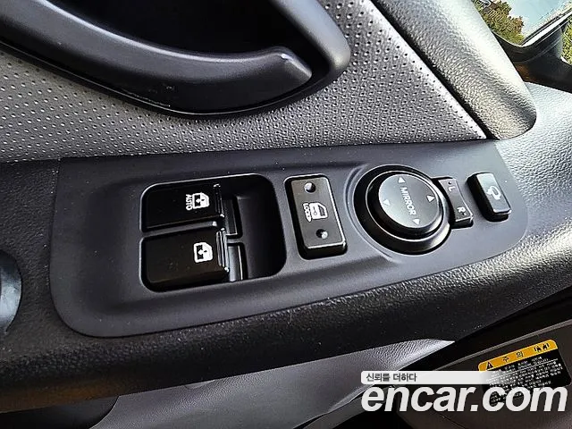 Hyundai Starex — фото 19
