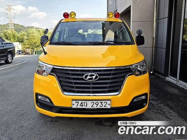 Hyundai Starex — фото 2