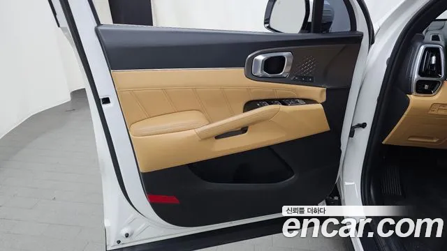 Kia Sorento — фото 24