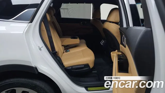 Kia Sorento — фото 10