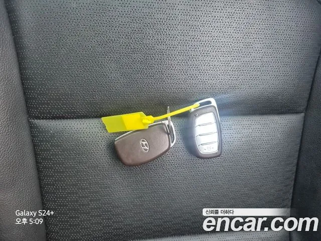 Hyundai Avante — фото 17