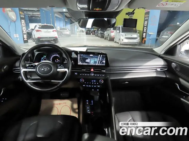 Hyundai Avante — фото 16