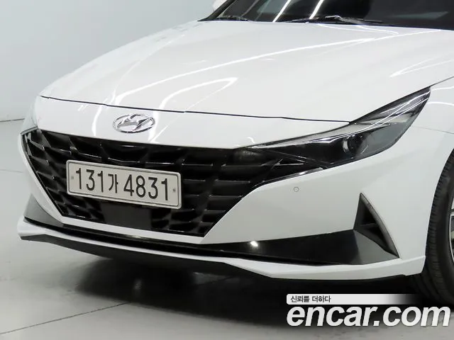 Hyundai Avante — фото 2