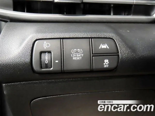 Hyundai Avante — фото 5