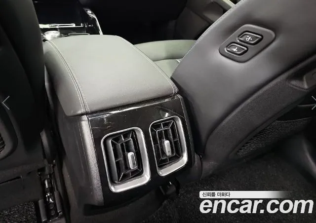 Kia Sorento — фото 14