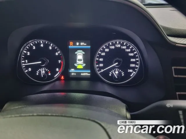 Hyundai Avante — фото 20