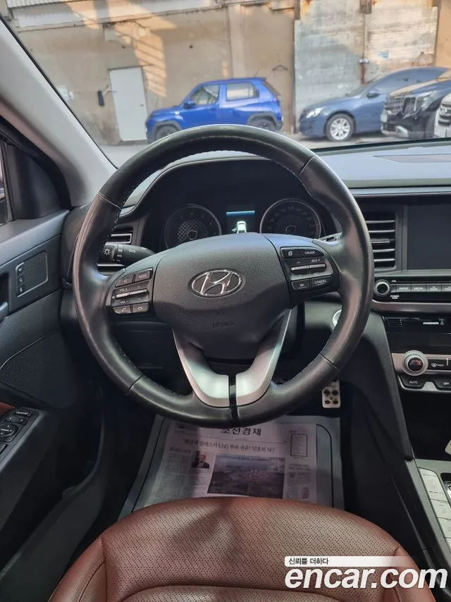 Hyundai Avante — фото 7