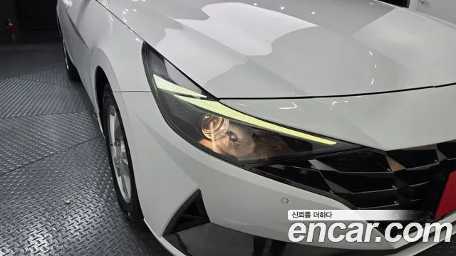 Hyundai Avante — фото 22