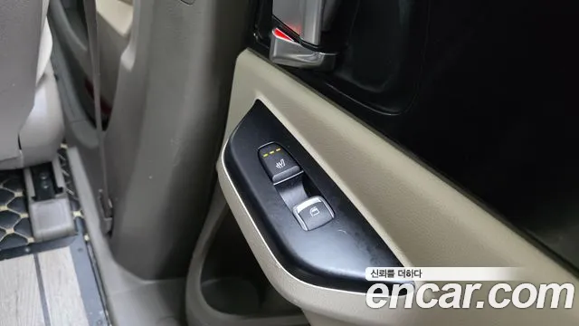 Kia Carnival — фото 19