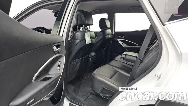 Hyundai Santa Fe — фото 12