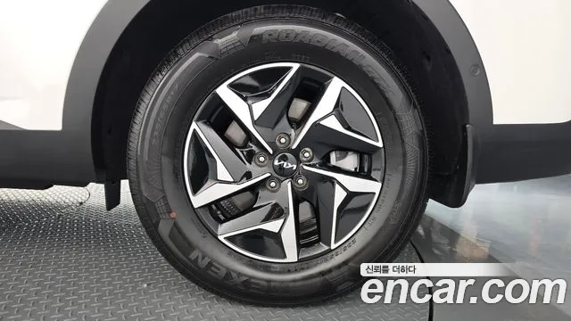Kia Sorento — фото 21