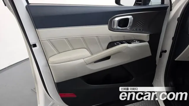 Kia Sorento — фото 24