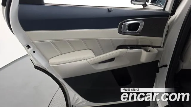 Kia Sorento — фото 25