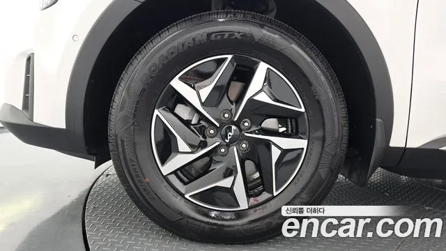 Kia Sorento — фото 5