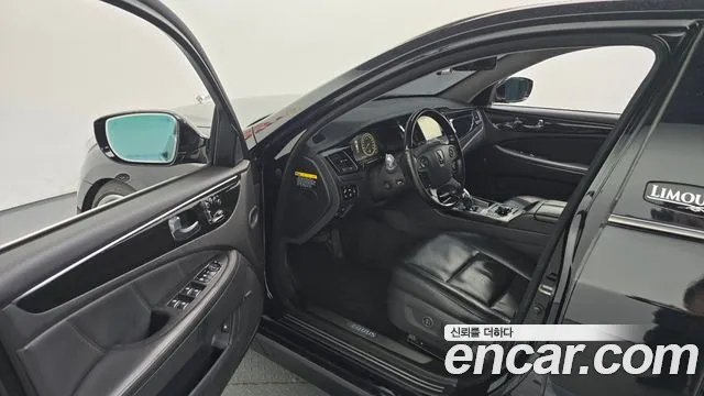 Hyundai Equus — фото 10