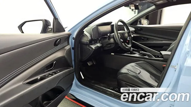 Hyundai Avante — фото 10