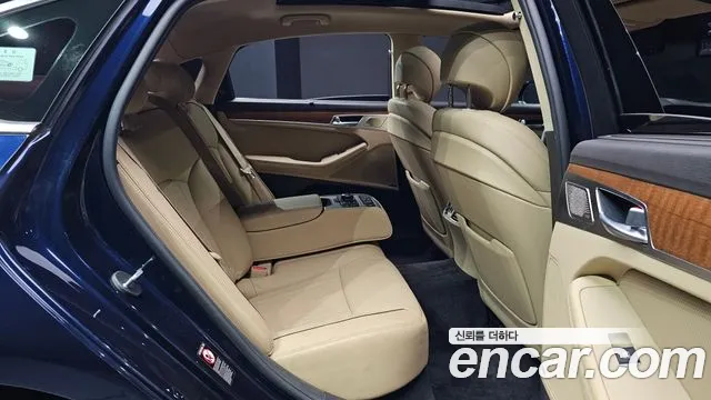 Genesis G80 — фото 11