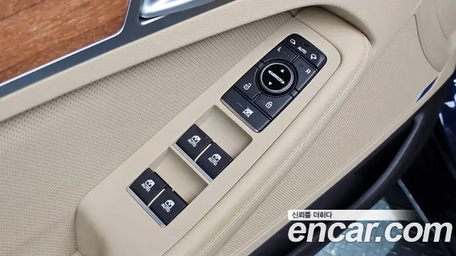 Genesis G80 — фото 30