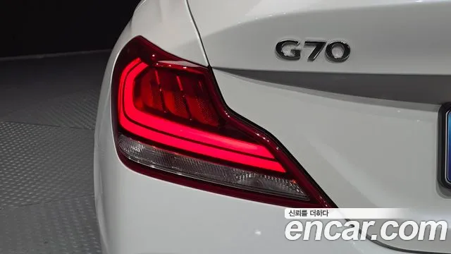 Genesis G70 — фото 23