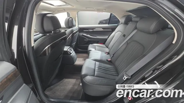 Genesis G90 — фото 16