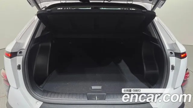 Hyundai Kona — фото 27