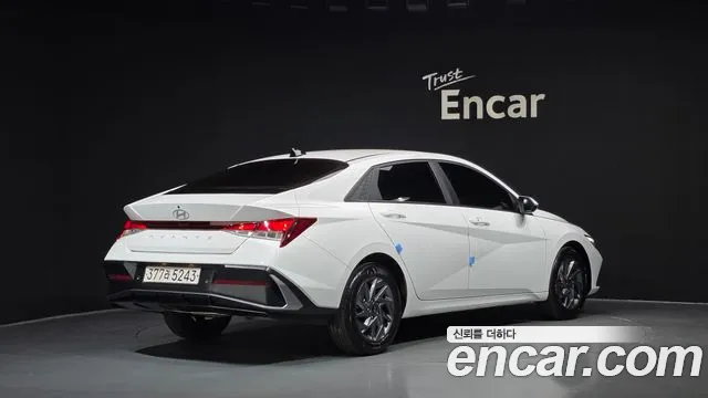 Hyundai Avante — фото 2