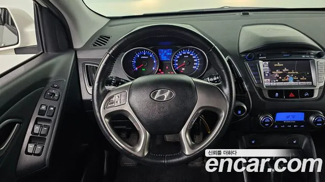 Hyundai Tucson — фото 11