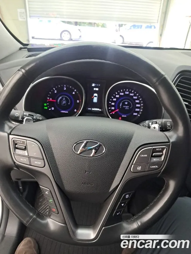 Hyundai Santa Fe — фото 14